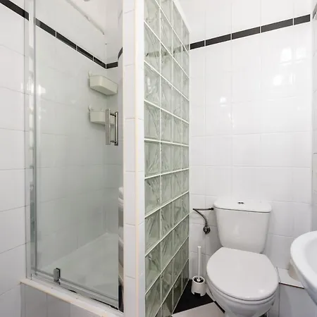 Superior Metro Centrum By Bookinghost * Warsaw