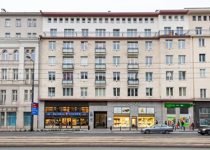 Superior Metro Centrum By Bookinghost *