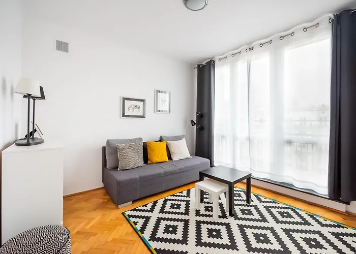 Superior Metro Centrum By Bookinghost Warsaw