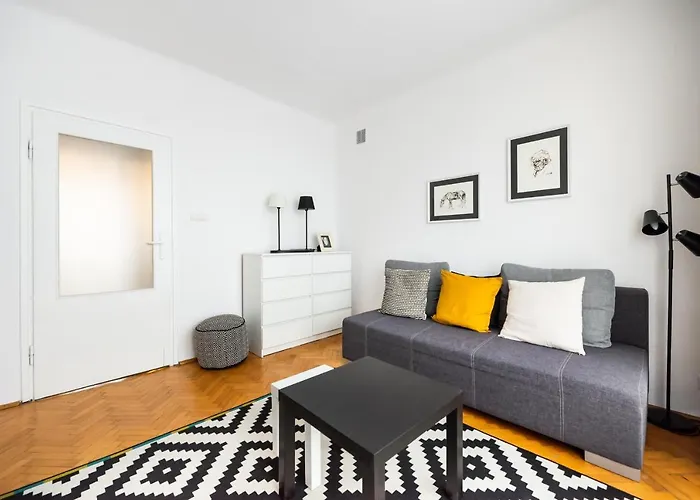 Superior Metro Centrum By Bookinghost